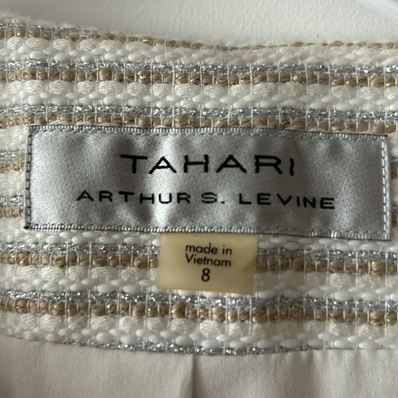 Tahari Arthur S. Levine size 8 Elegant White Striped Women's Coat - Picture 4 of 8